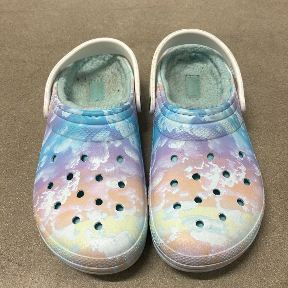 Crocs clogs